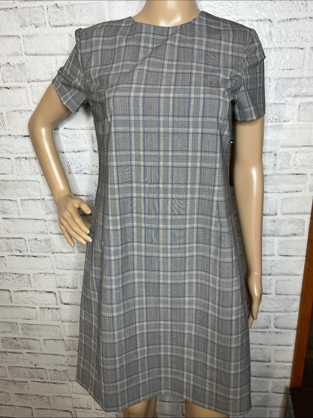 NWT Theory Jatinn short sleeve sheath dress grey check